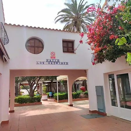 Apartment M&g Cozy -beachfront,wifi,aircon,fullyequipped La Manga del Mar Menor