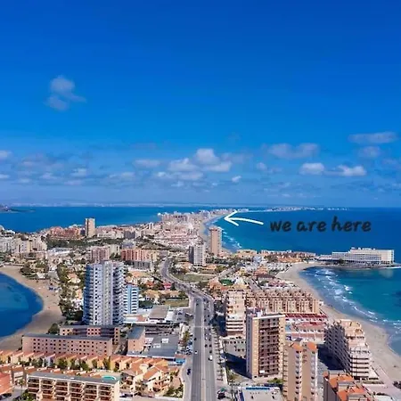 M&g Cozy -beachfront,wifi,aircon,fullyequipped *