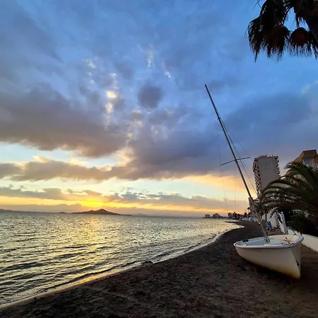 M&g Cozy -beachfront,wifi,aircon,fullyequipped La Manga