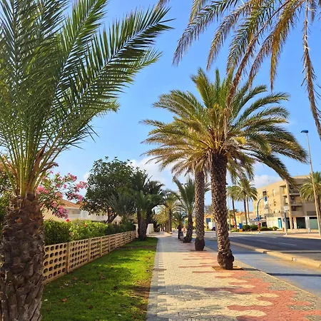 M&g Cozy -beachfront,wifi,aircon,fullyequipped * La Manga