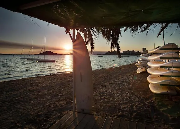 דירה M&g Cozy -beachfront,wifi,aircon,fullyequipped לה מנגה דל מר מנור