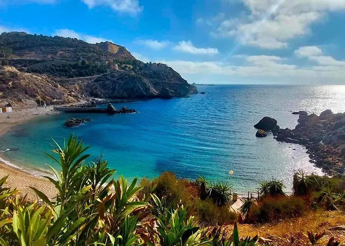 M&g Cozy -beachfront,wifi,aircon,fullyequipped *